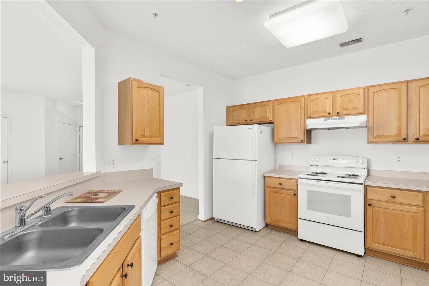 2507 Amber Orchard Court W #202 photo 24