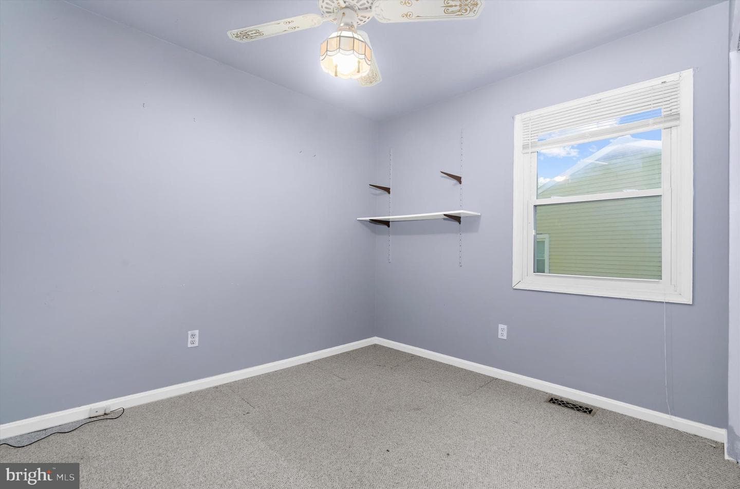 446 Fairford Ct photo 16