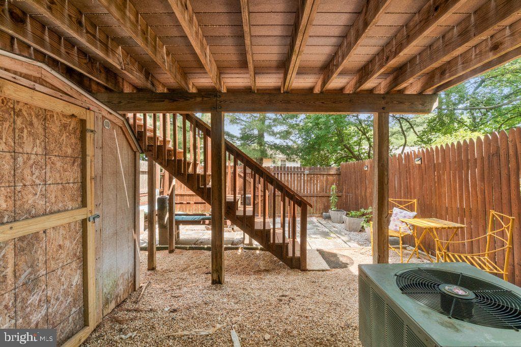 498 Valleywood Road photo 44