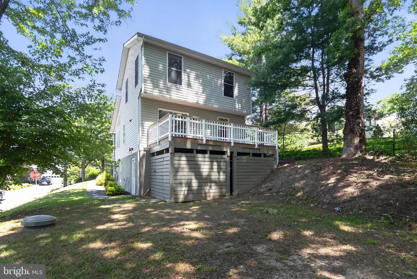 607 Overhill Drive, Edgewater