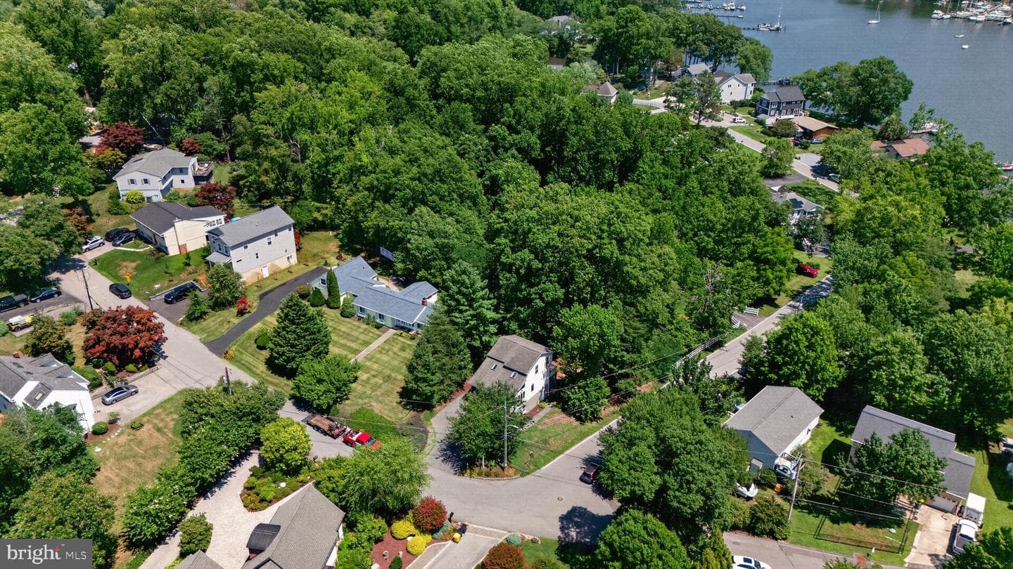 607 Overhill Drive photo 42
