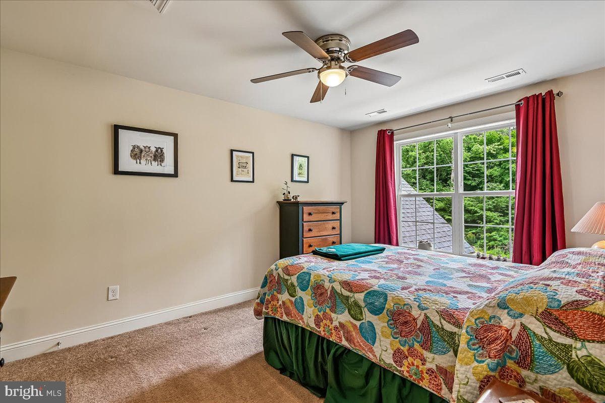1457 Gilbert Road photo 36