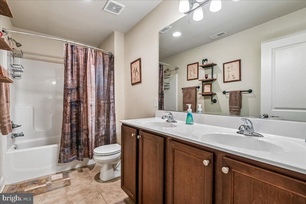 1457 Gilbert Road photo 40