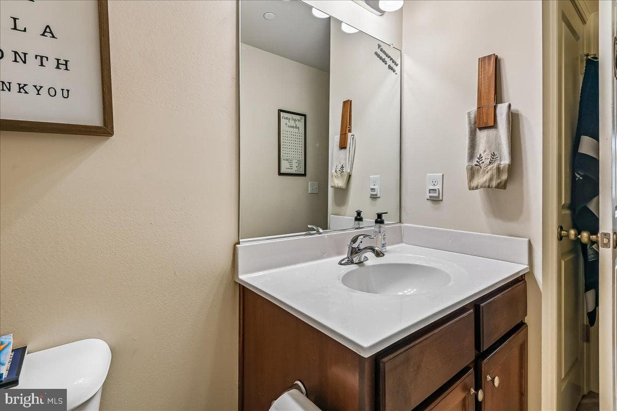 1457 Gilbert Road photo 51