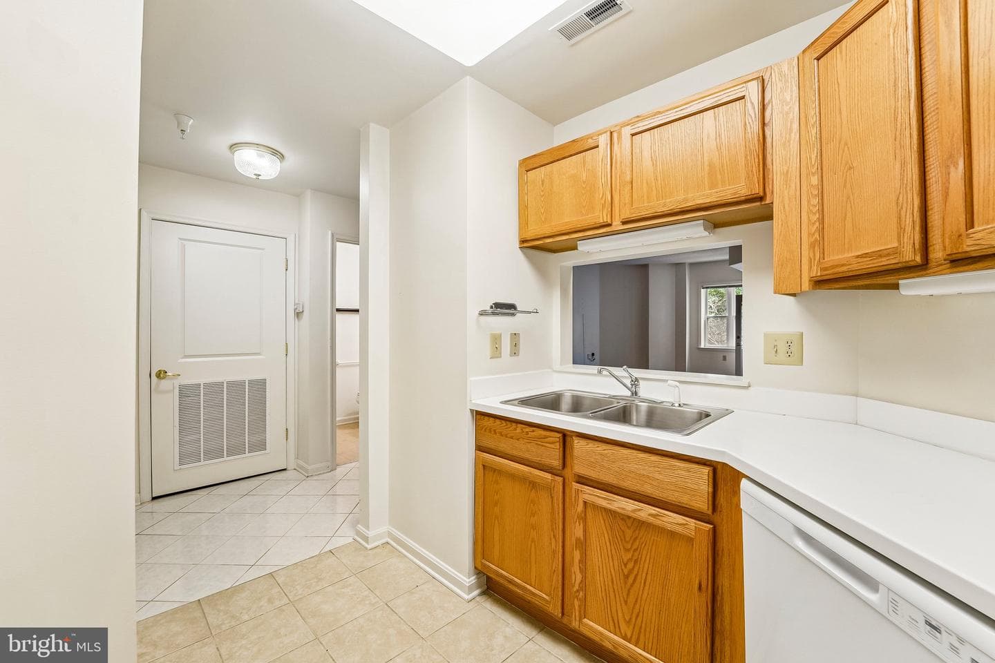 7101 Bay Front Drive #202 photo 8