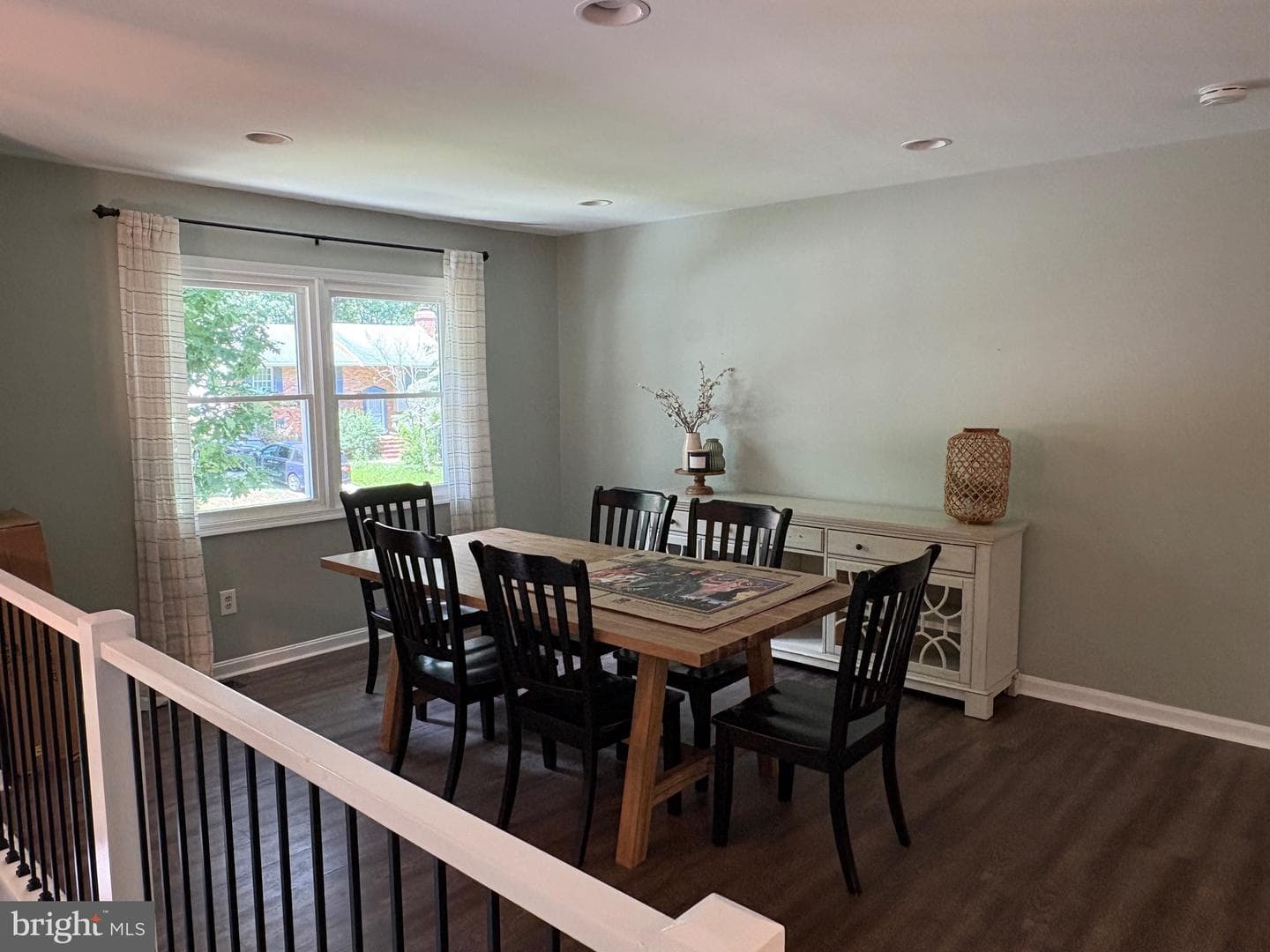 491 Derby Court photo 4