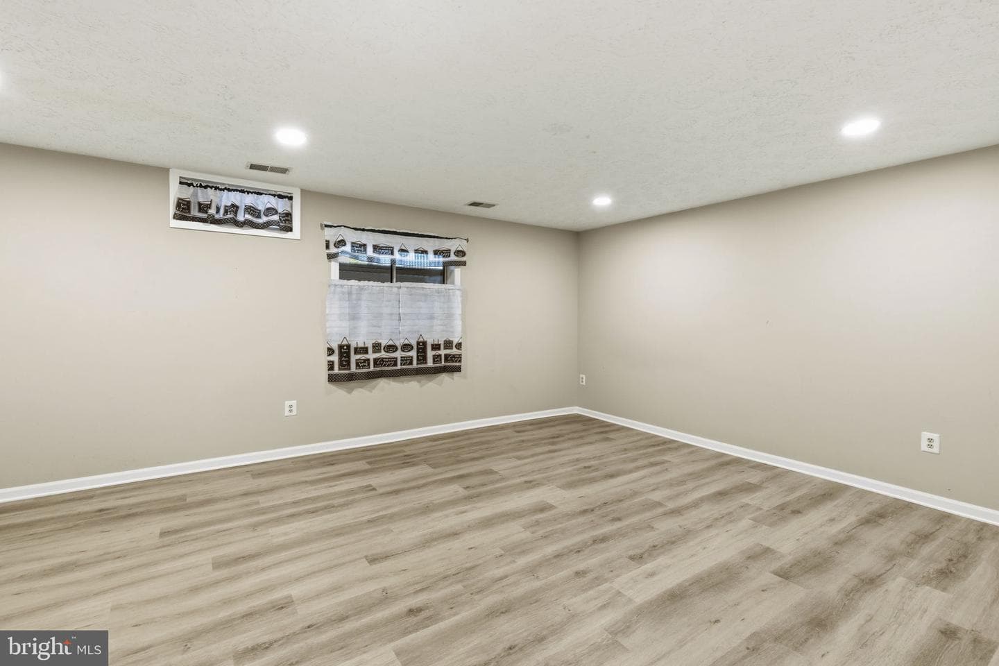 359 Hickory Nut Court photo 17