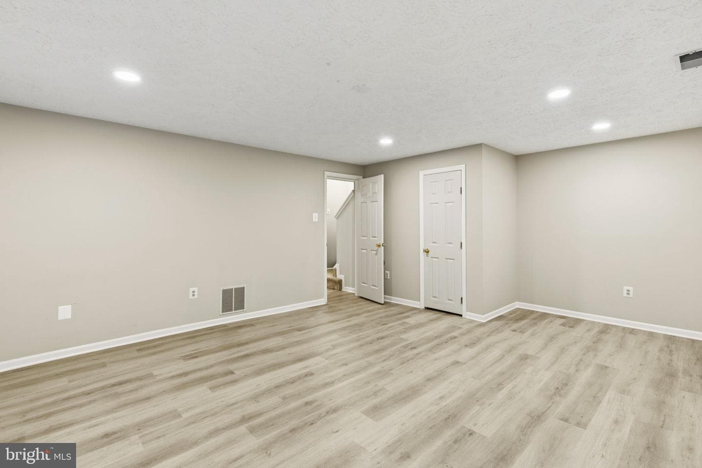 359 Hickory Nut Court photo 19