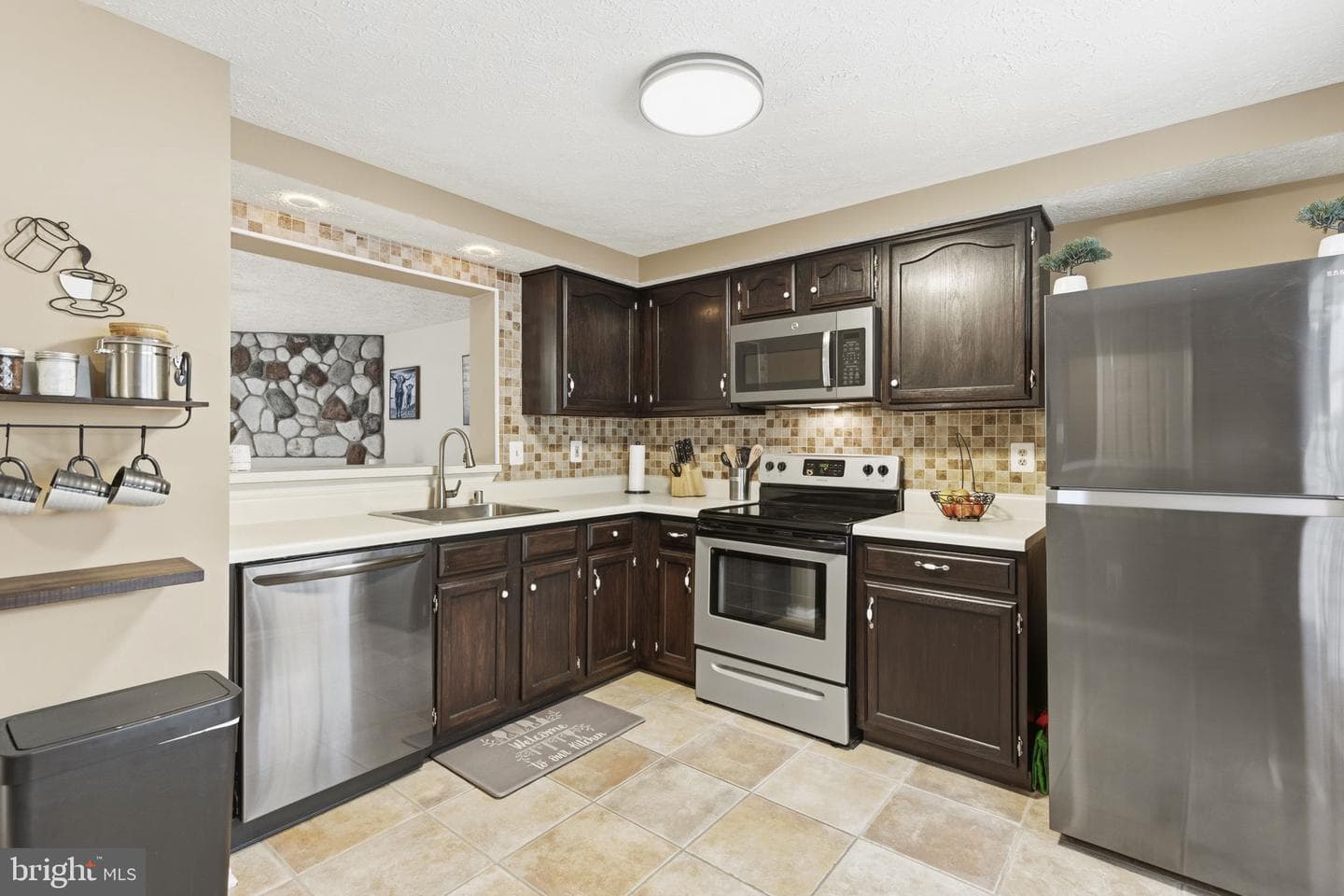 359 Hickory Nut Court photo 7