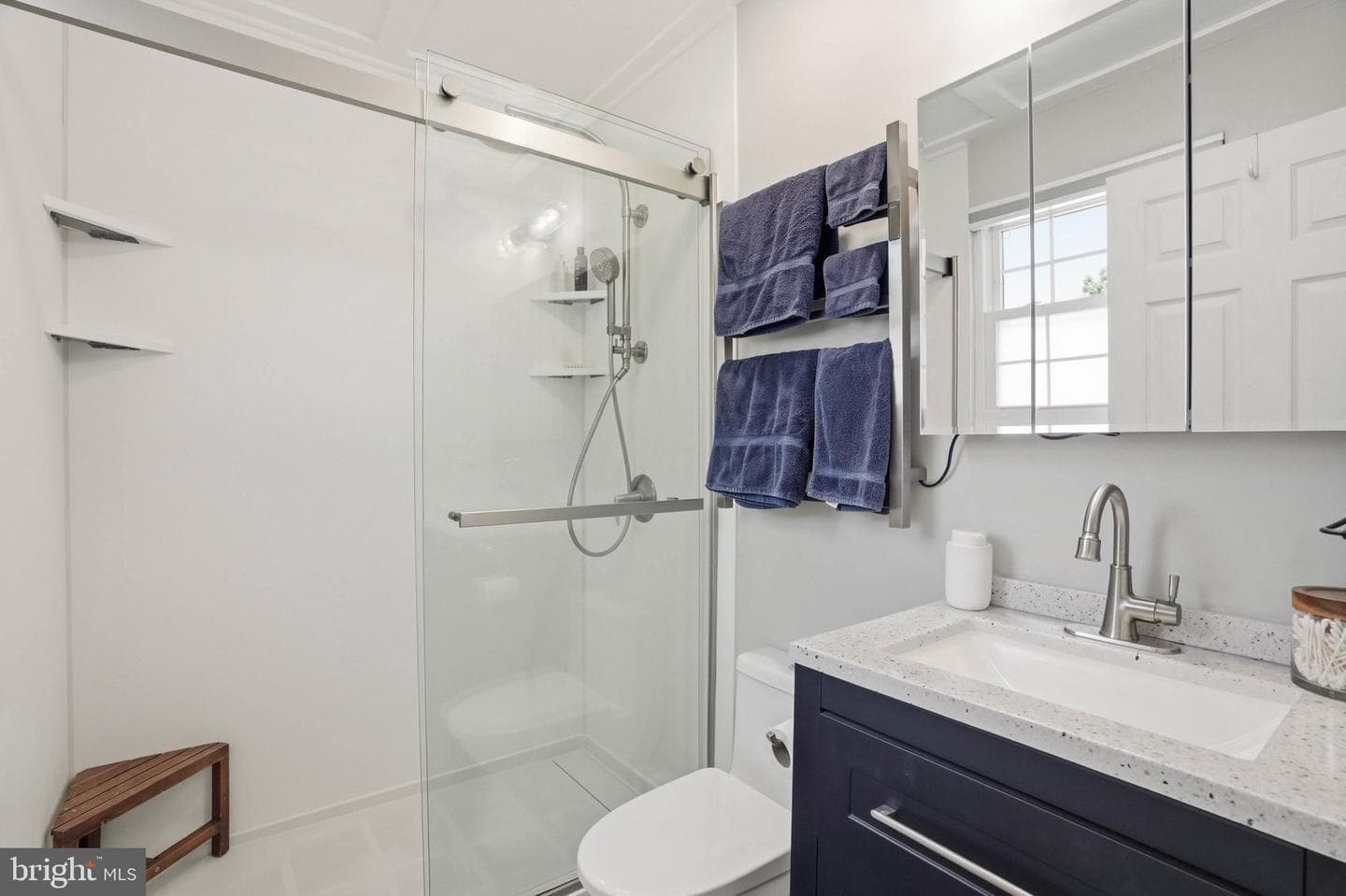 807 Oakwood Road photo 15
