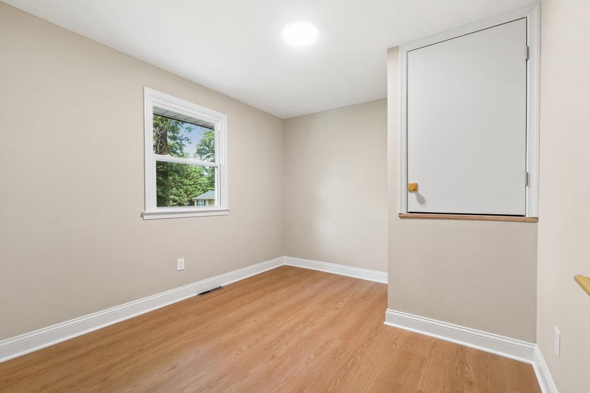 389 Chestnut Trail photo 21