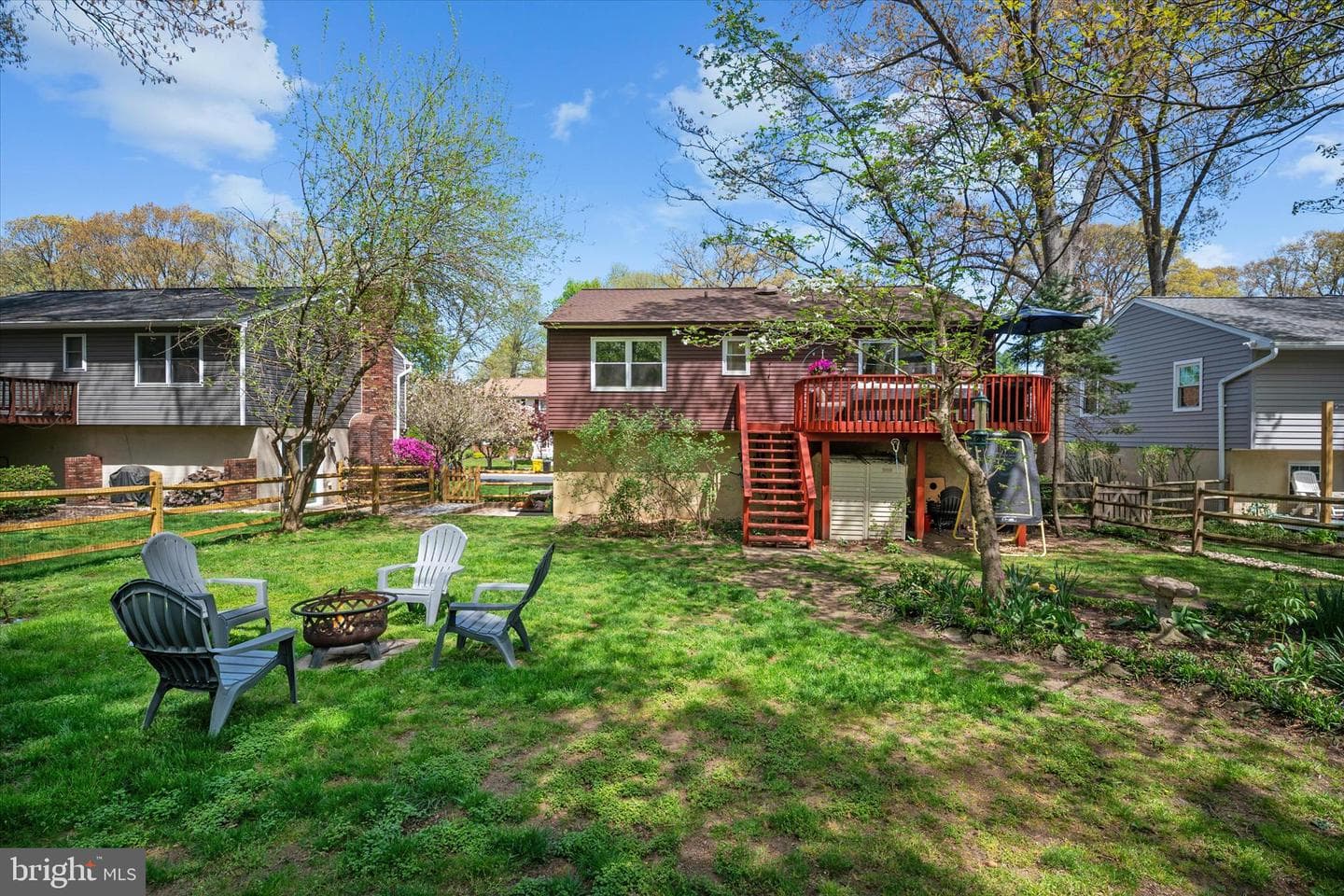 523 Benforest Drive W photo 36