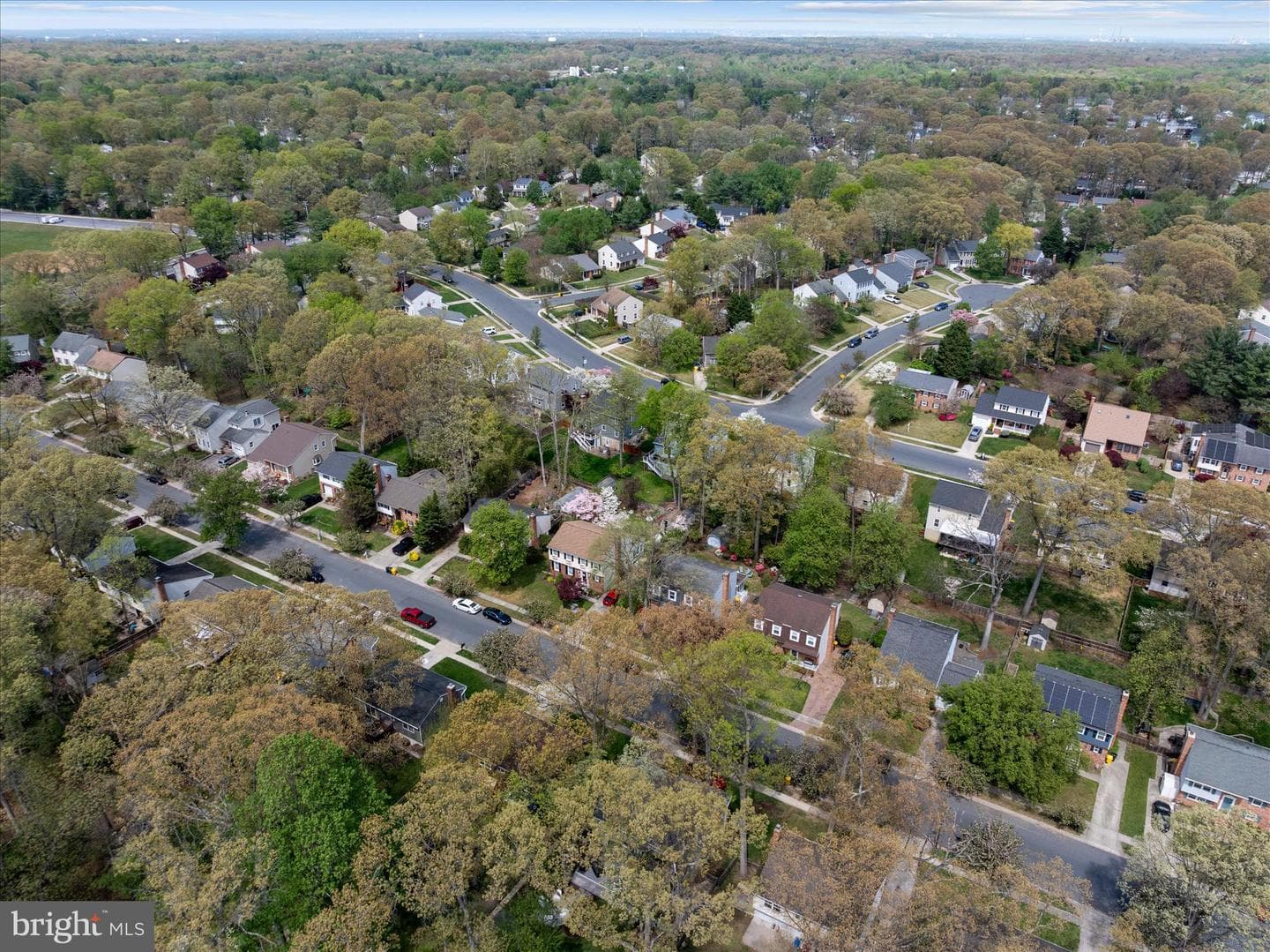 523 Benforest Drive W photo 39