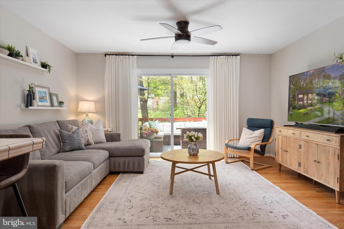 523 Benforest Drive W photo 8