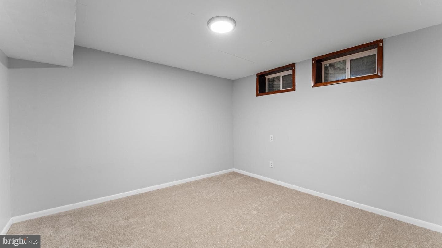 460 Blackshire Road photo 66