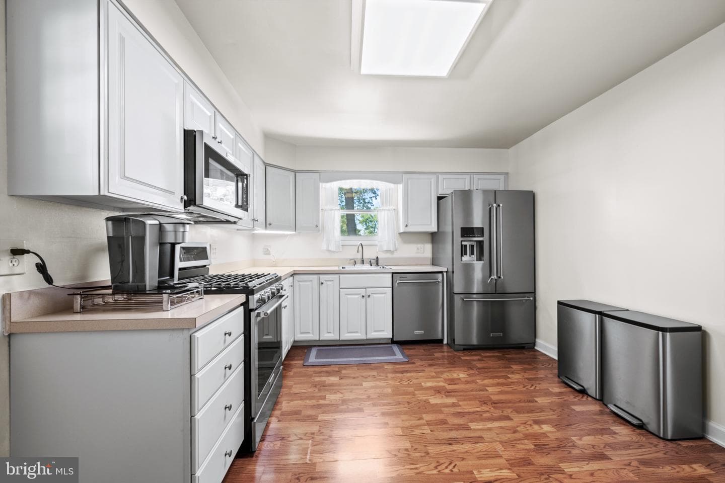 7960 Pipers Path photo 12