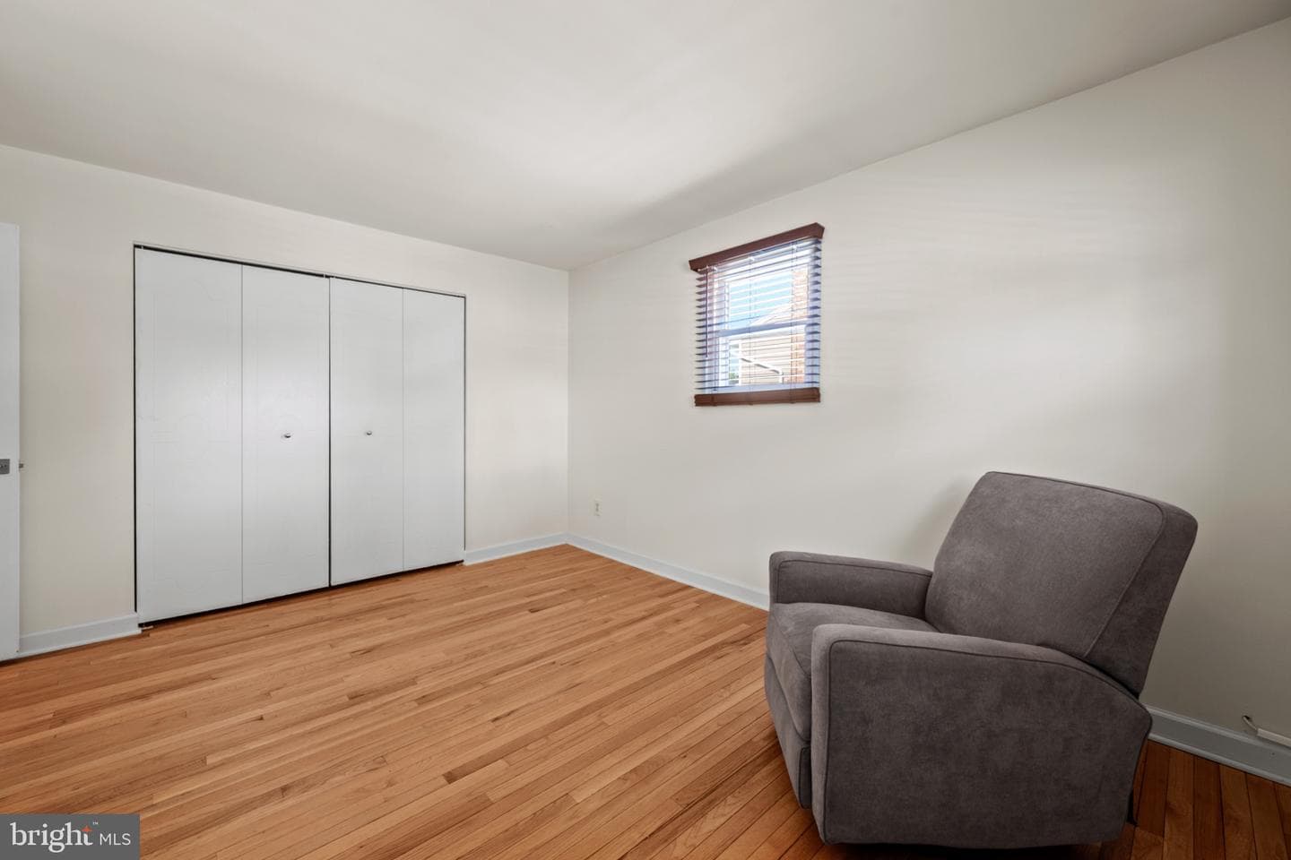 7960 Pipers Path photo 20