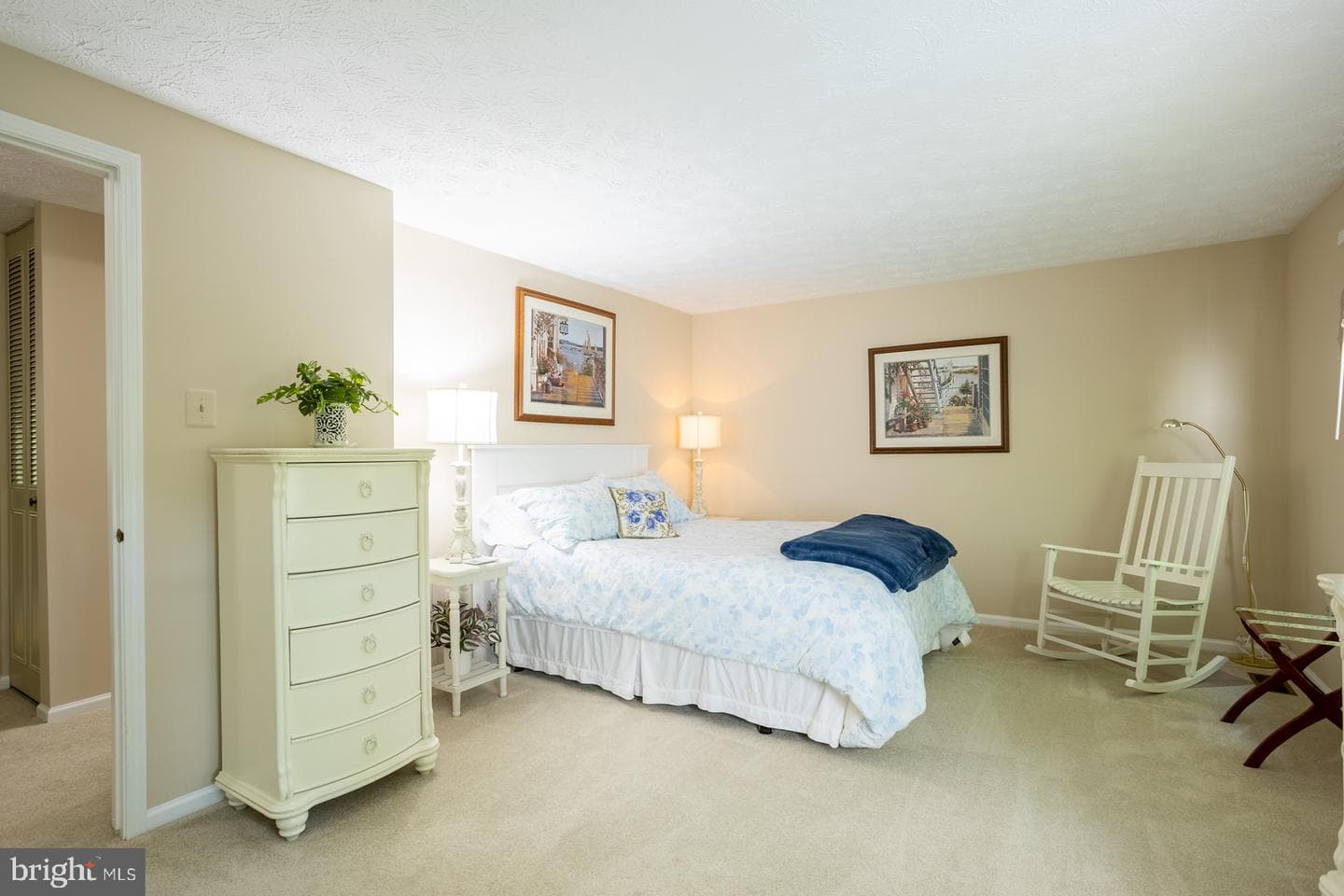 563 Bay Dale Court photo 18