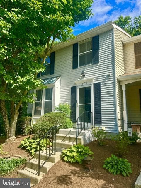 563 Bay Dale Court photo 4