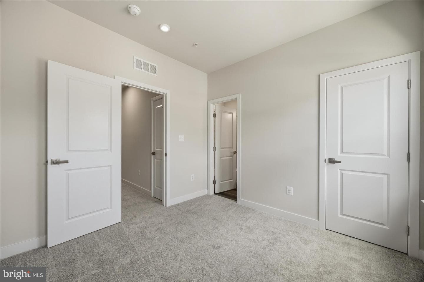 124 Spring Gate Lane photo 24