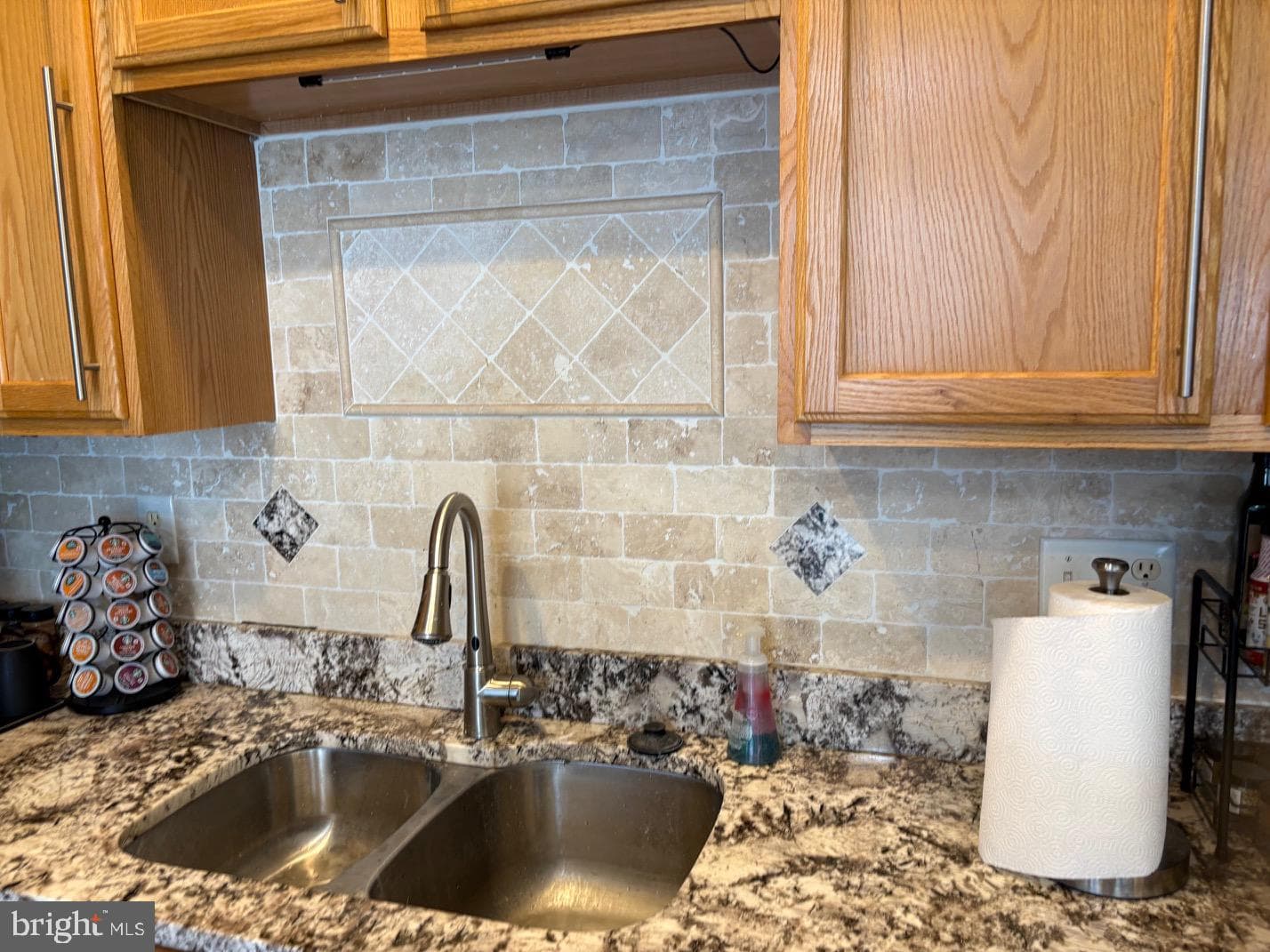 1511 Martock Lane photo 12