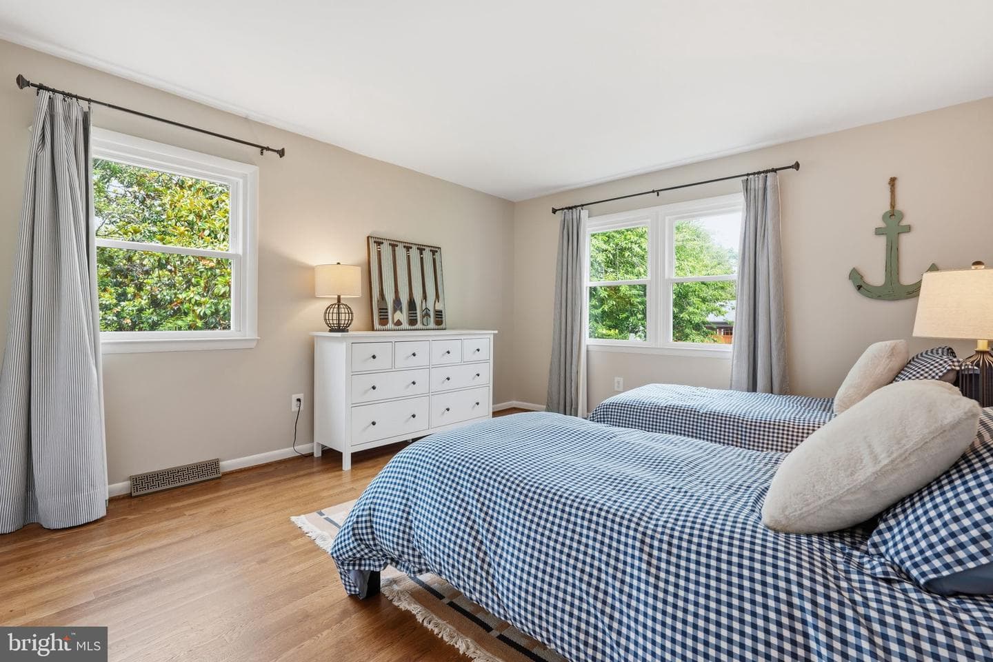 1848 Carriage Drive photo 14