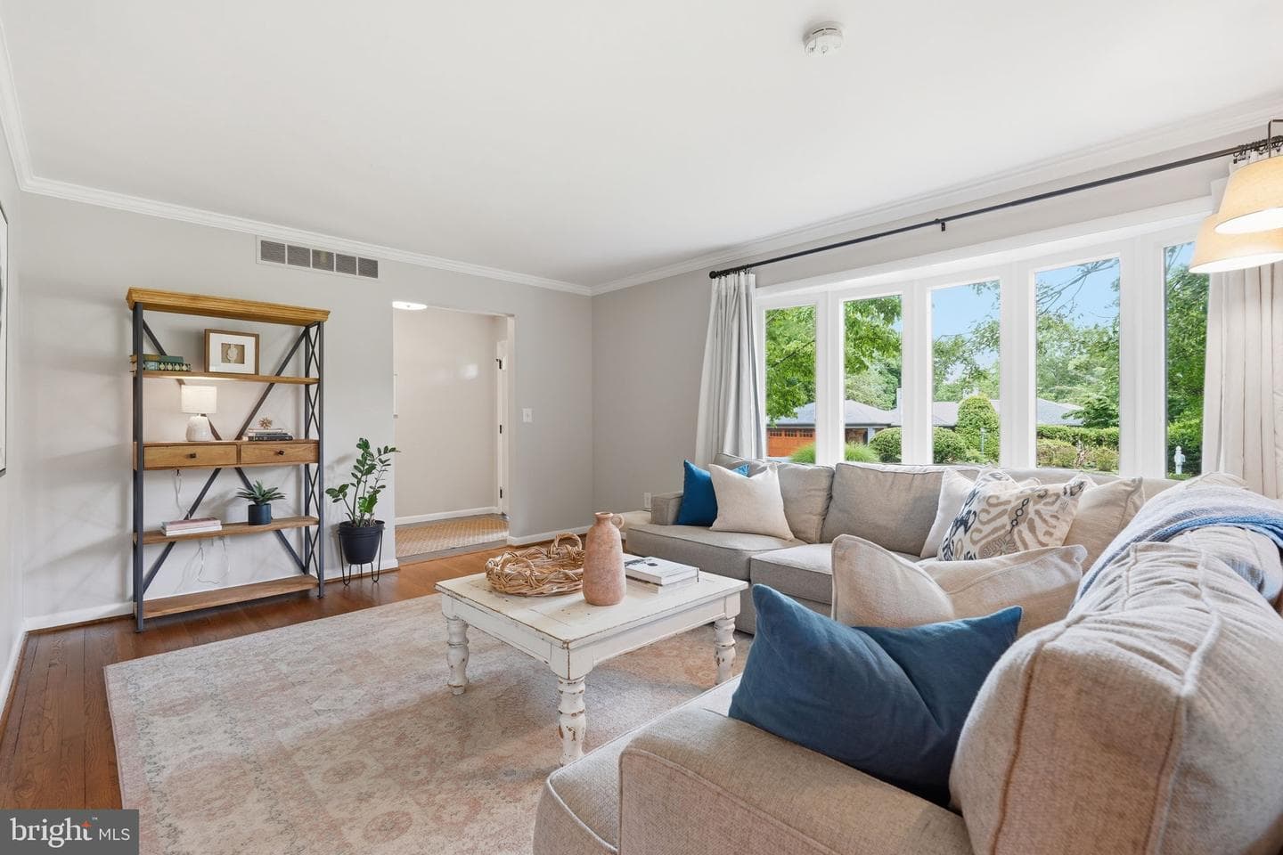 1848 Carriage Drive photo 4