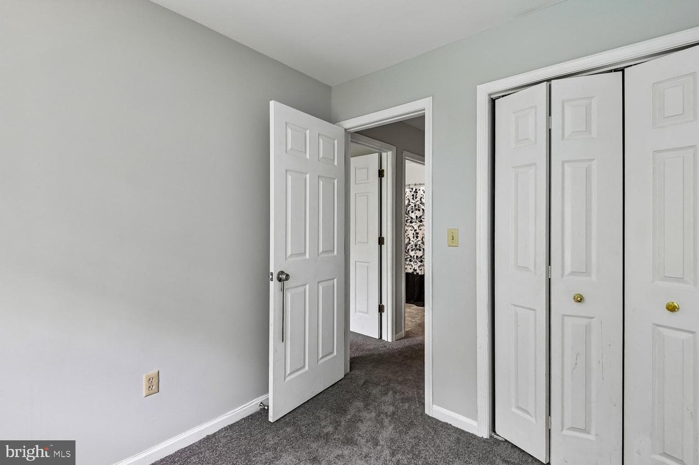 186 Langdon Farm Circle photo 19