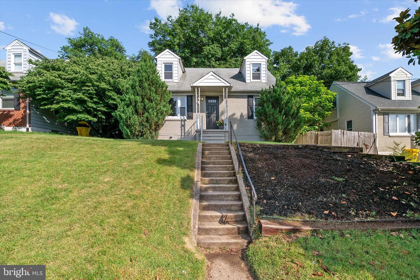 12 Birch Avenue photo 4