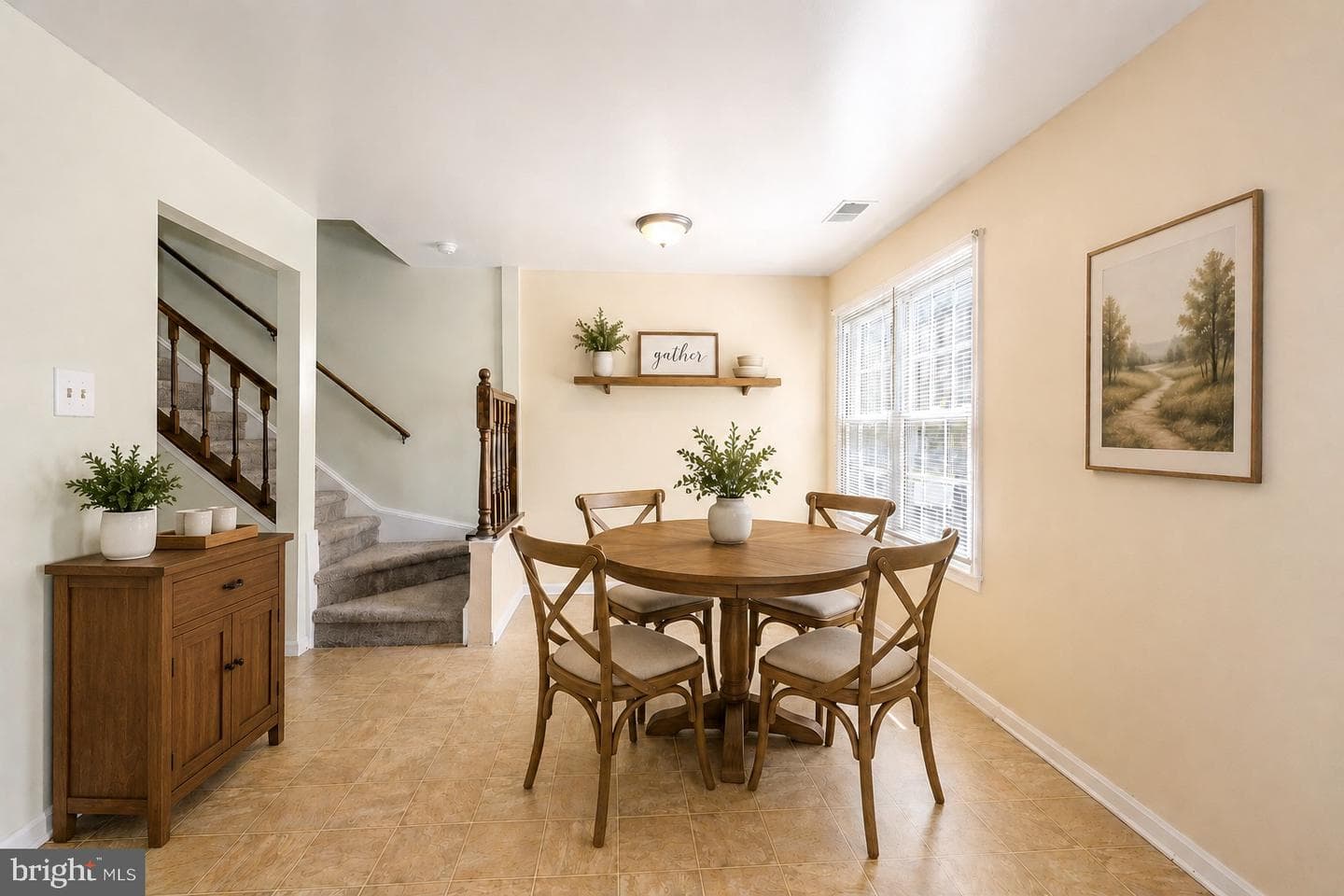 1687 Hart Court photo 7