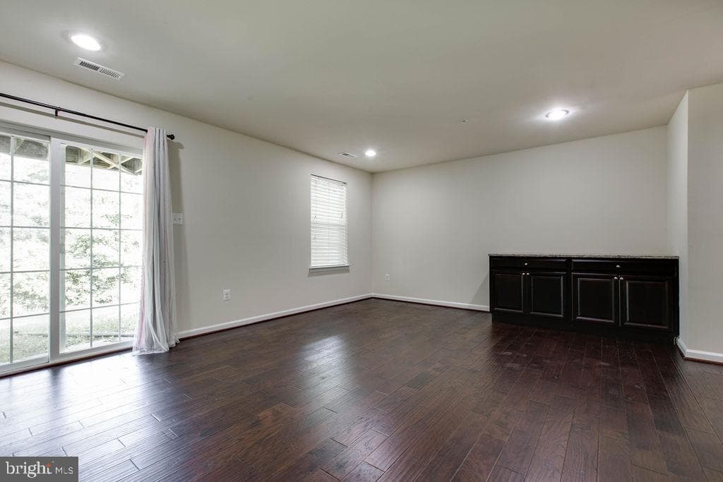7108 River Birch Drive photo 4