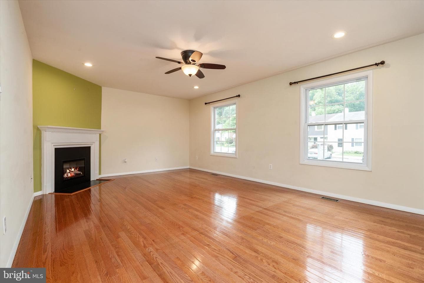 1668 Wilkshire Drive photo 14