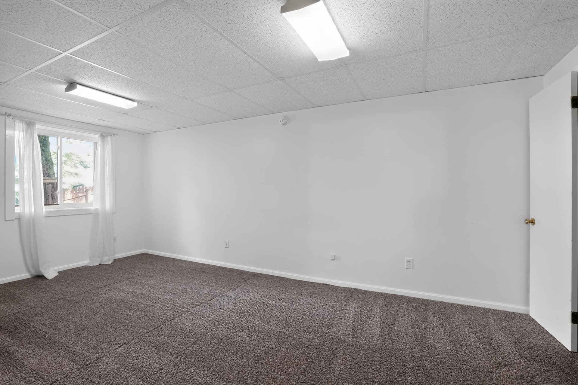 1045 Skyview Drive photo 23