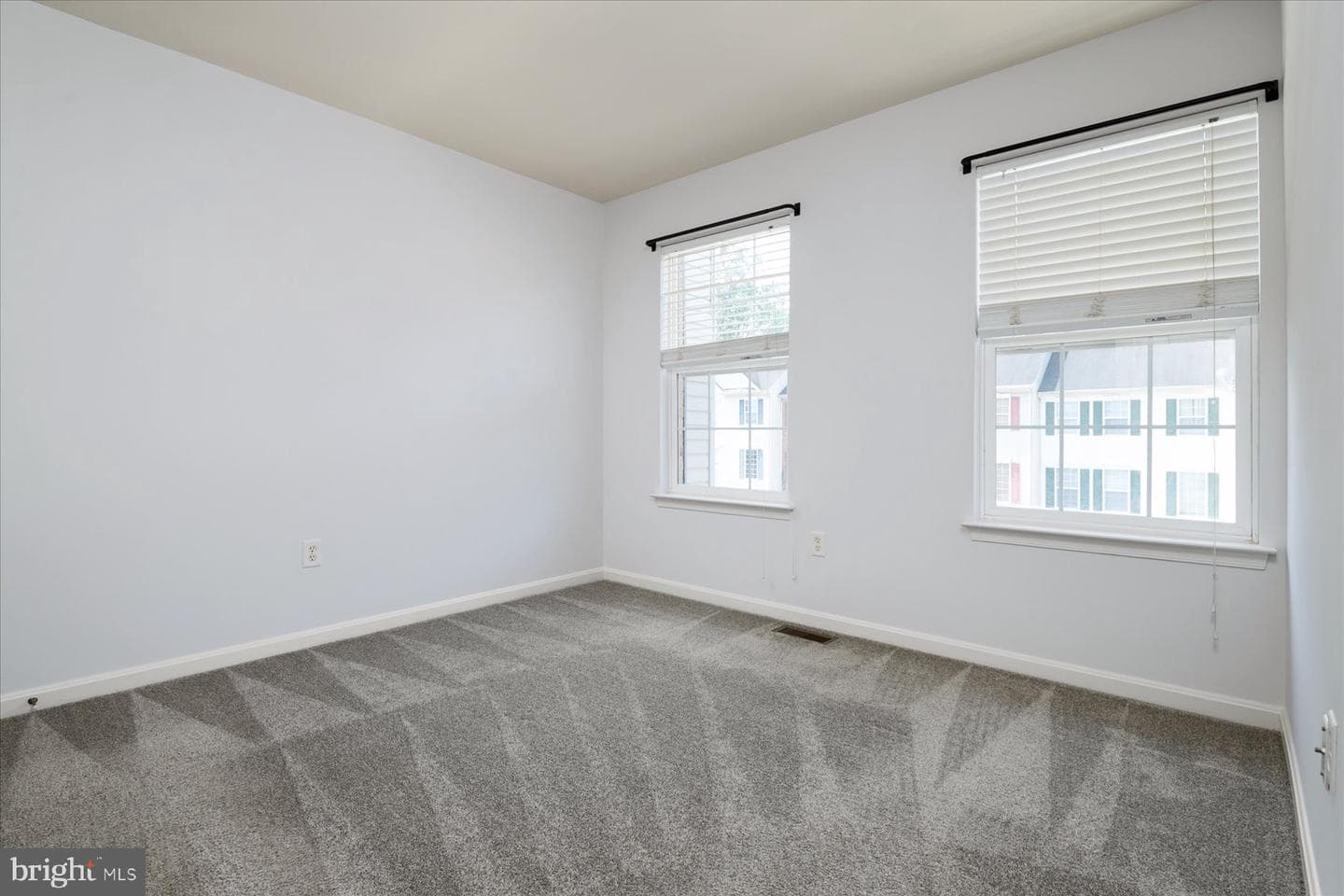 1020 Meandering Way photo 20