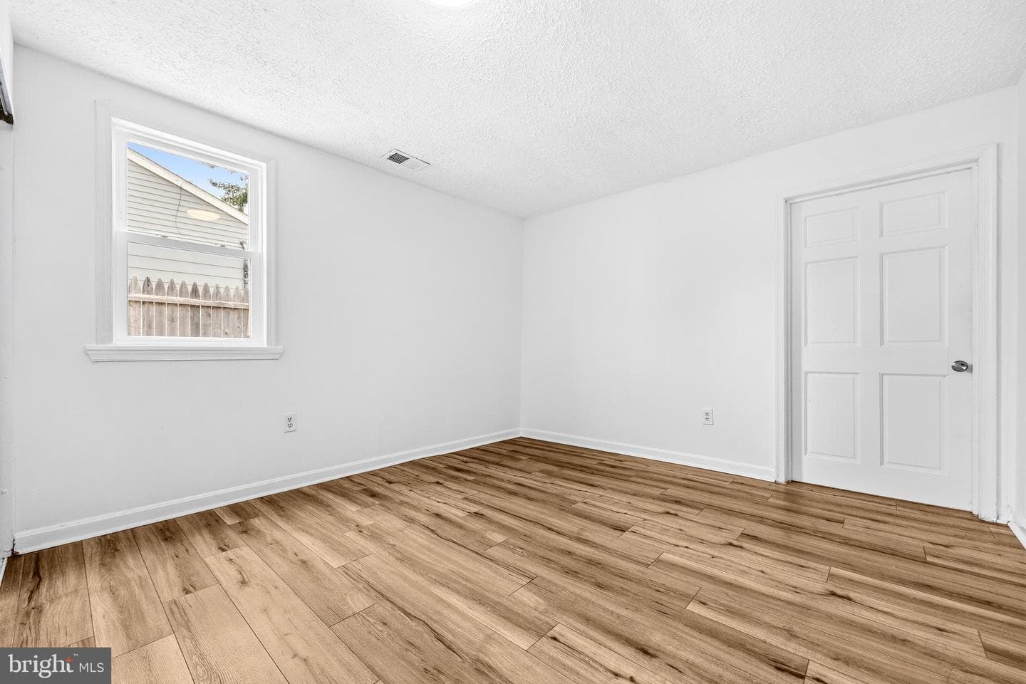 1407 Houghton Road photo 16