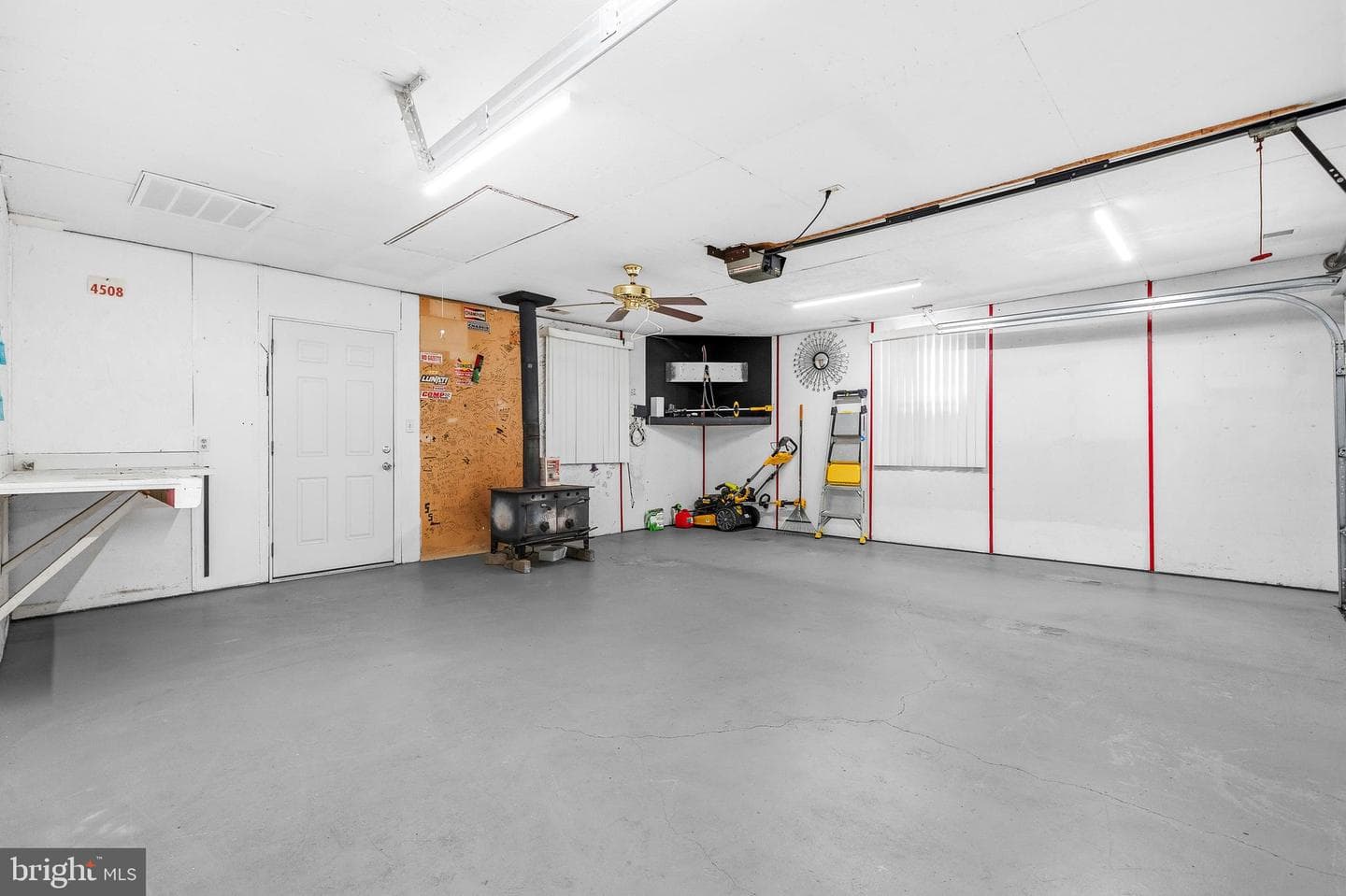1407 Houghton Road photo 24