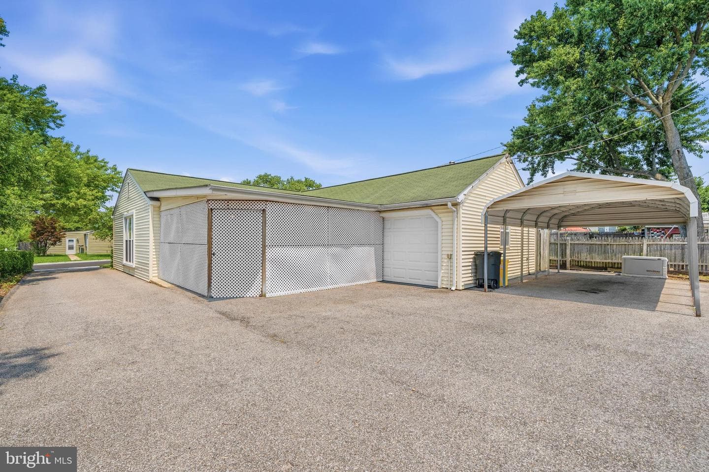 1407 Houghton Road photo 32