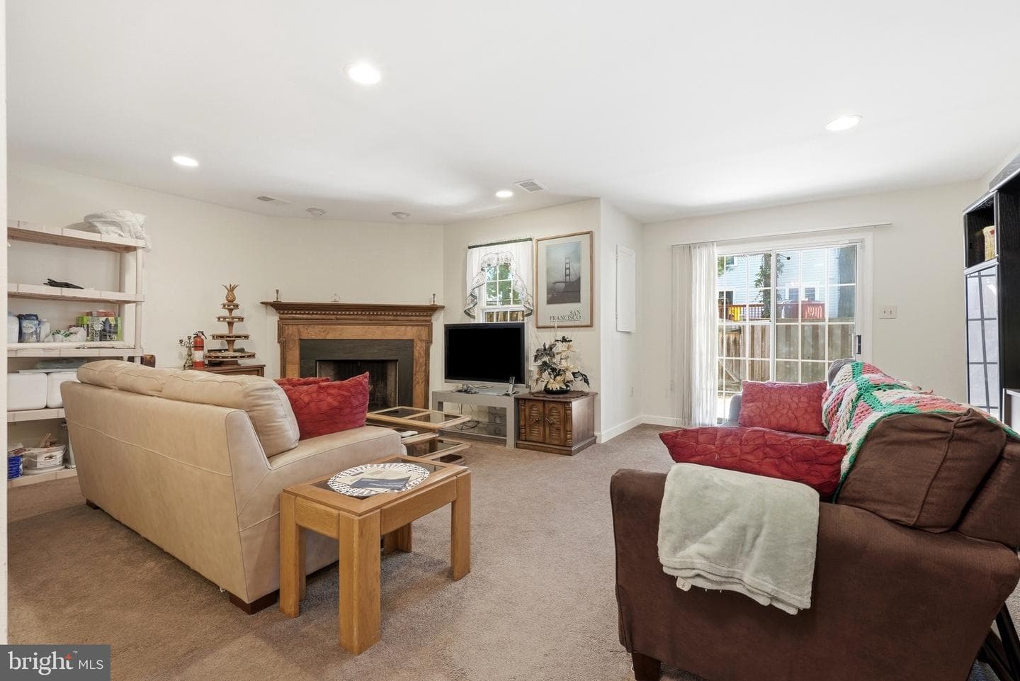 2144 Colonel Way photo 32