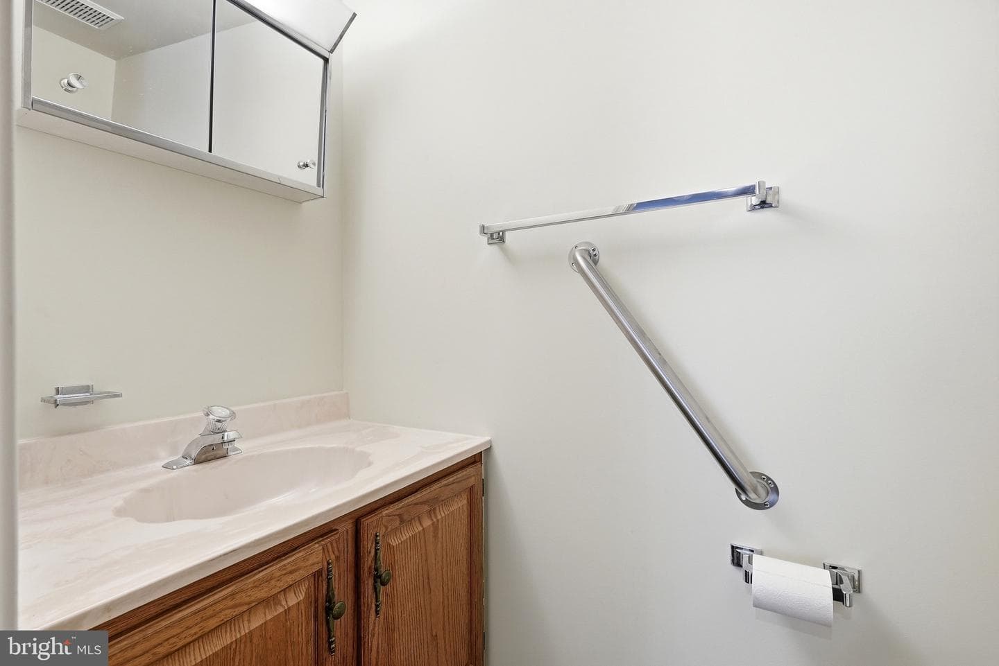 2144 Colonel Way photo 7