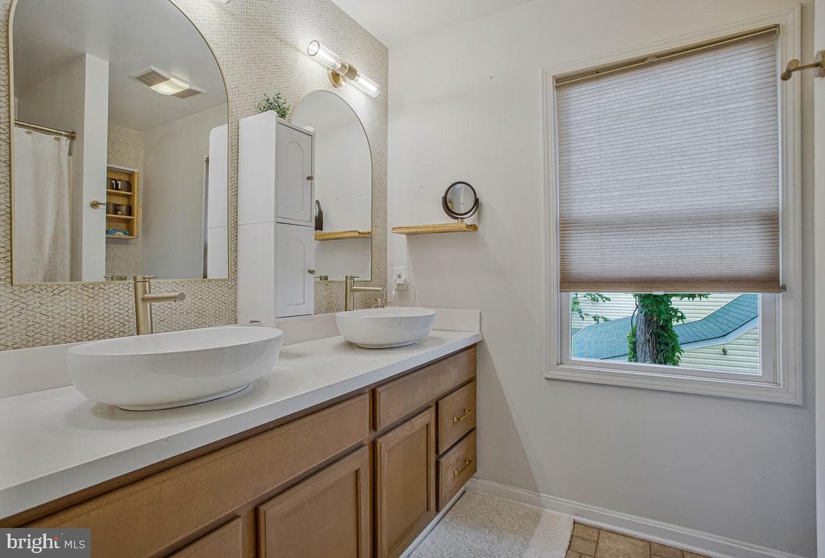 3680 1st Avenue photo 38