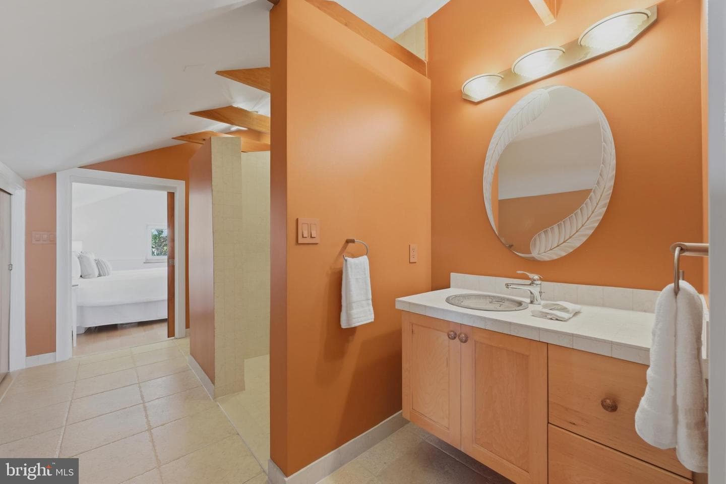 2292 Lake Dr photo 33