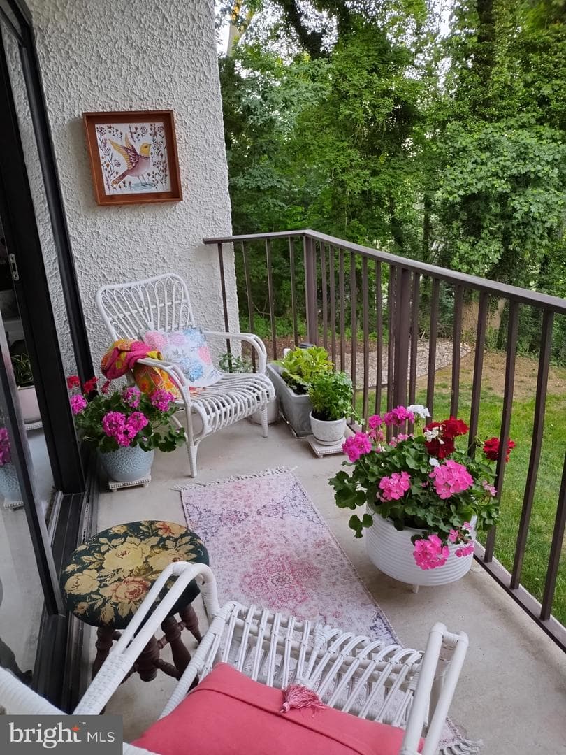 613 Oakland Hills Court #201 photo 16