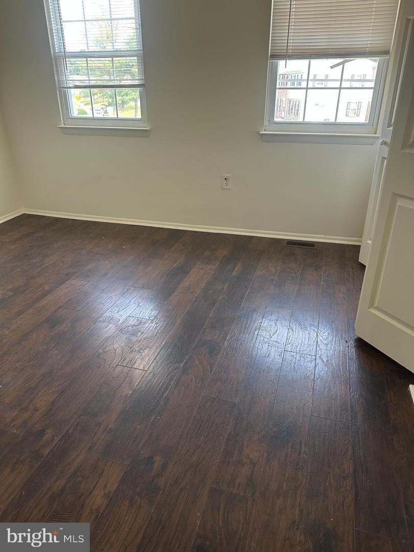 8253 Parham Court photo 8