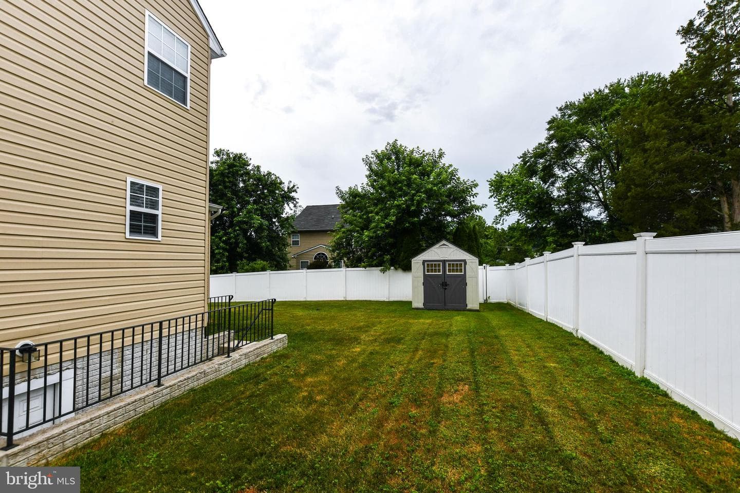 1638 Coolidge Avenue photo 59