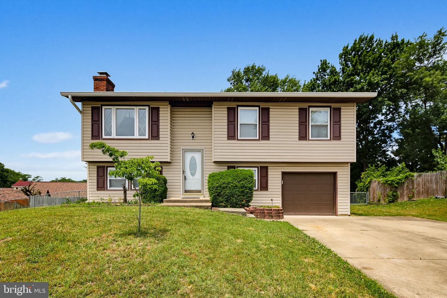 7802 Bastille Road, Severn