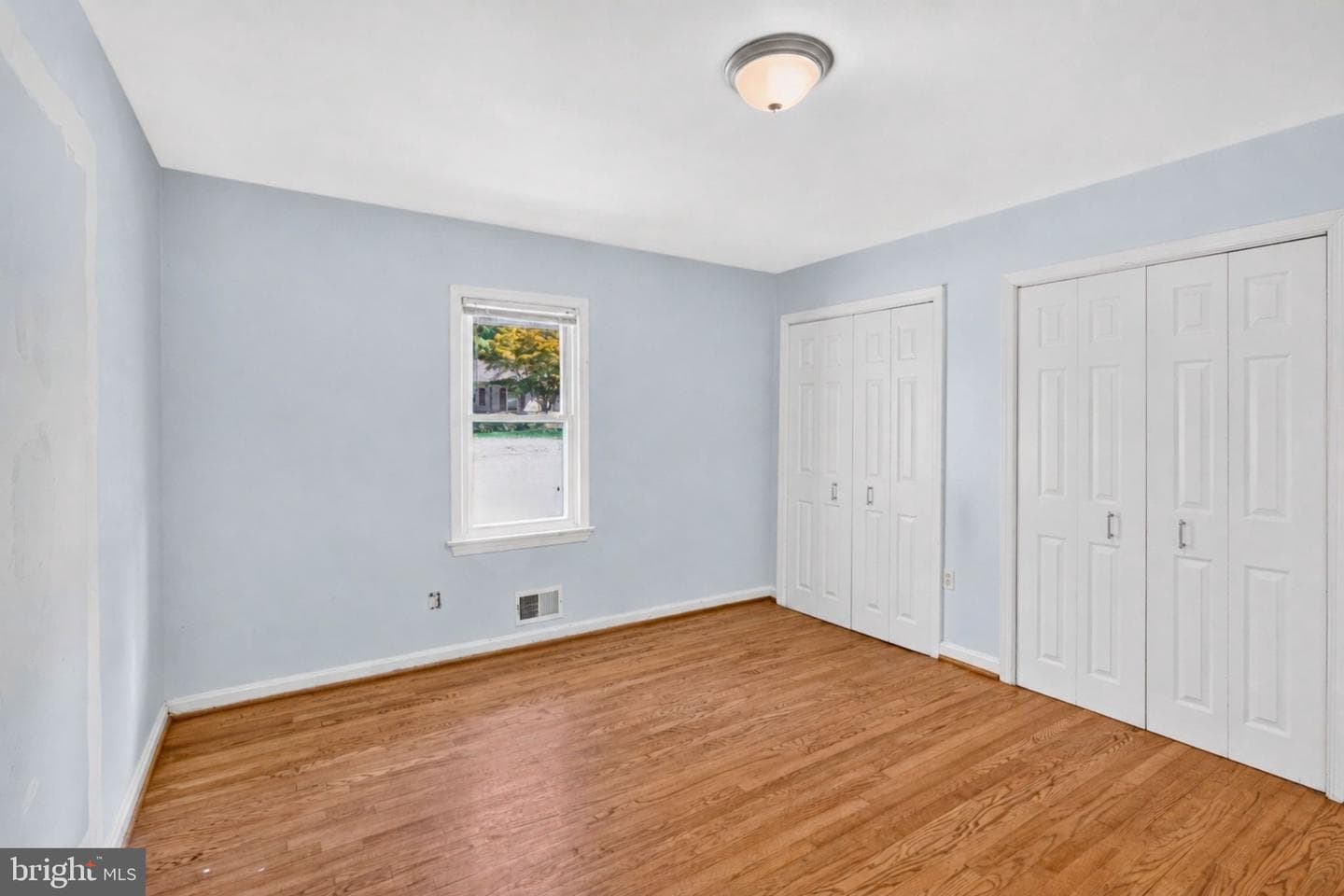 788 Paul Birch Drive photo 23