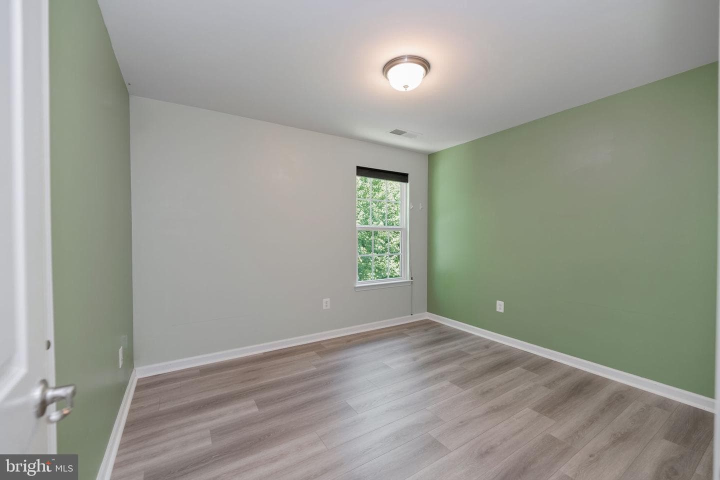 321 Kenjamin Court photo 9