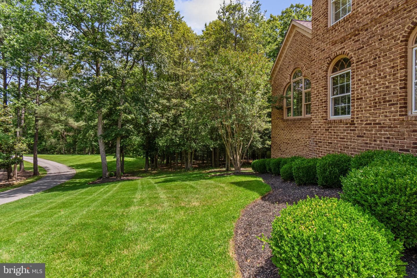 900 Weather Vane Way photo 8