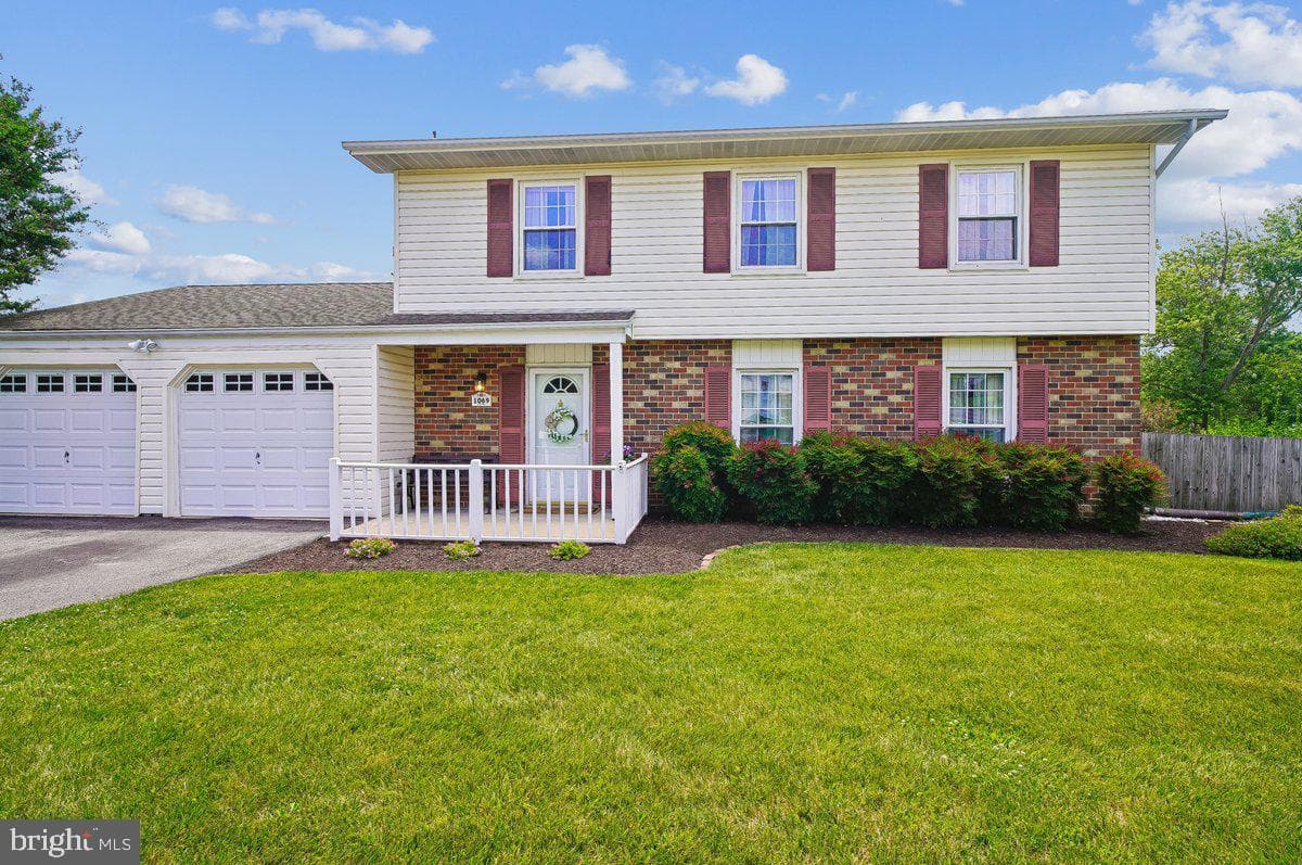 1069 Snow Hill Lane photo 2
