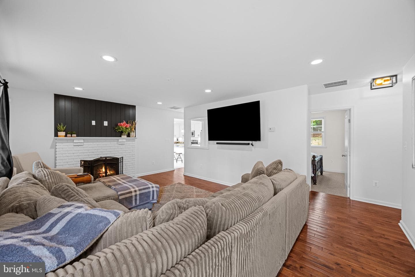 108 Maple Drive photo 4